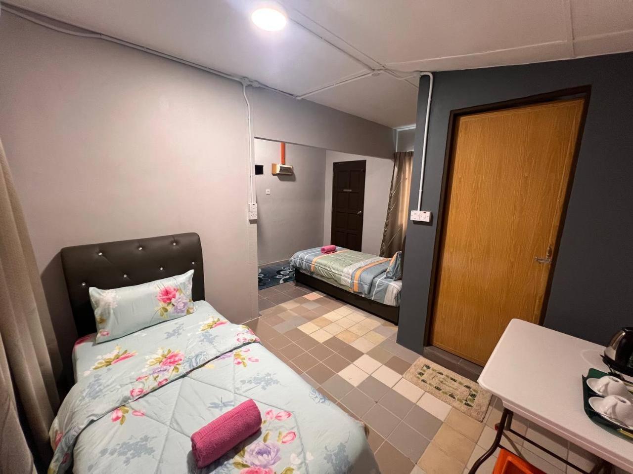 Hotel Putra Sentosa Retreat Camp, Sematan Pokój zdjęcie