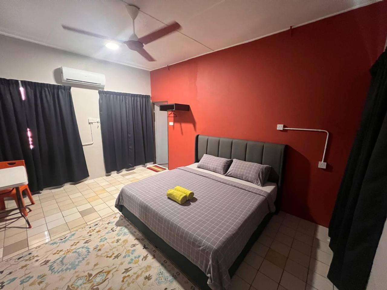 Hotel Putra Sentosa Retreat Camp, Sematan Pokój zdjęcie