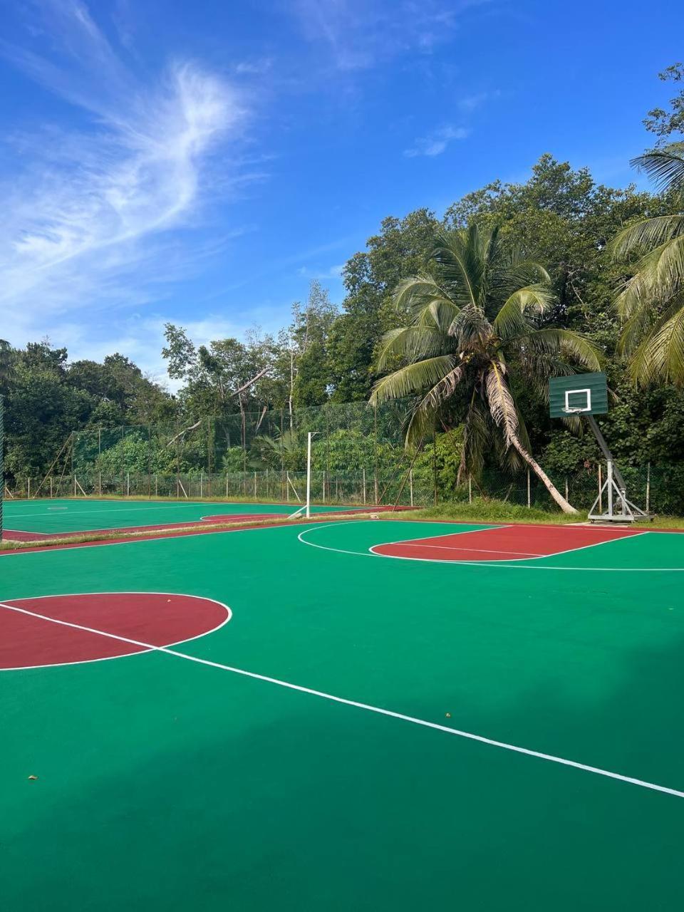 Hotel Putra Sentosa Retreat Camp, Sematan Zewnętrze zdjęcie